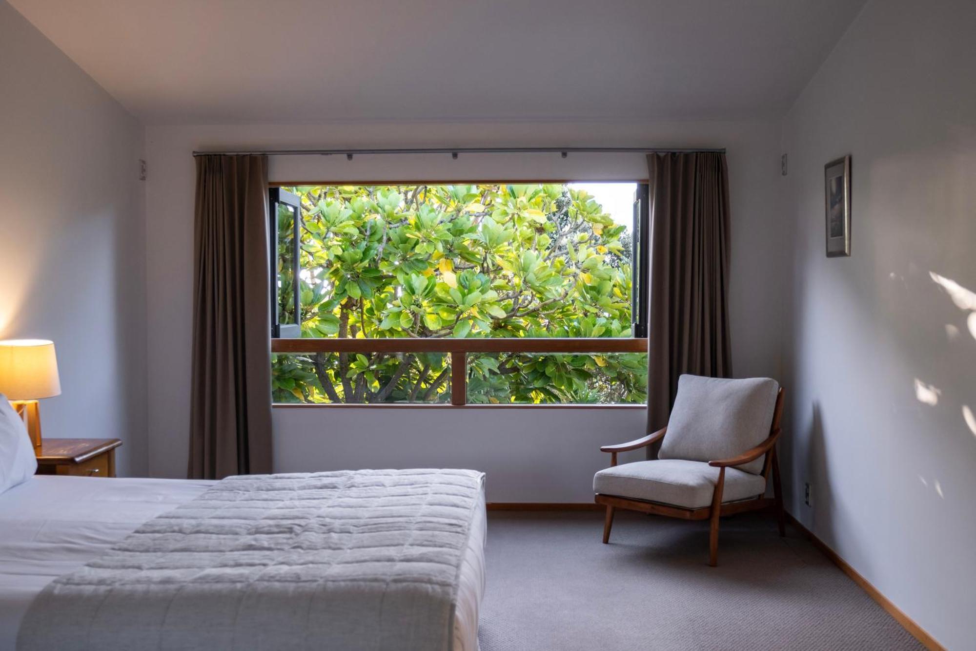 Bow Street Apartments & Cottage Raglan Exterior photo