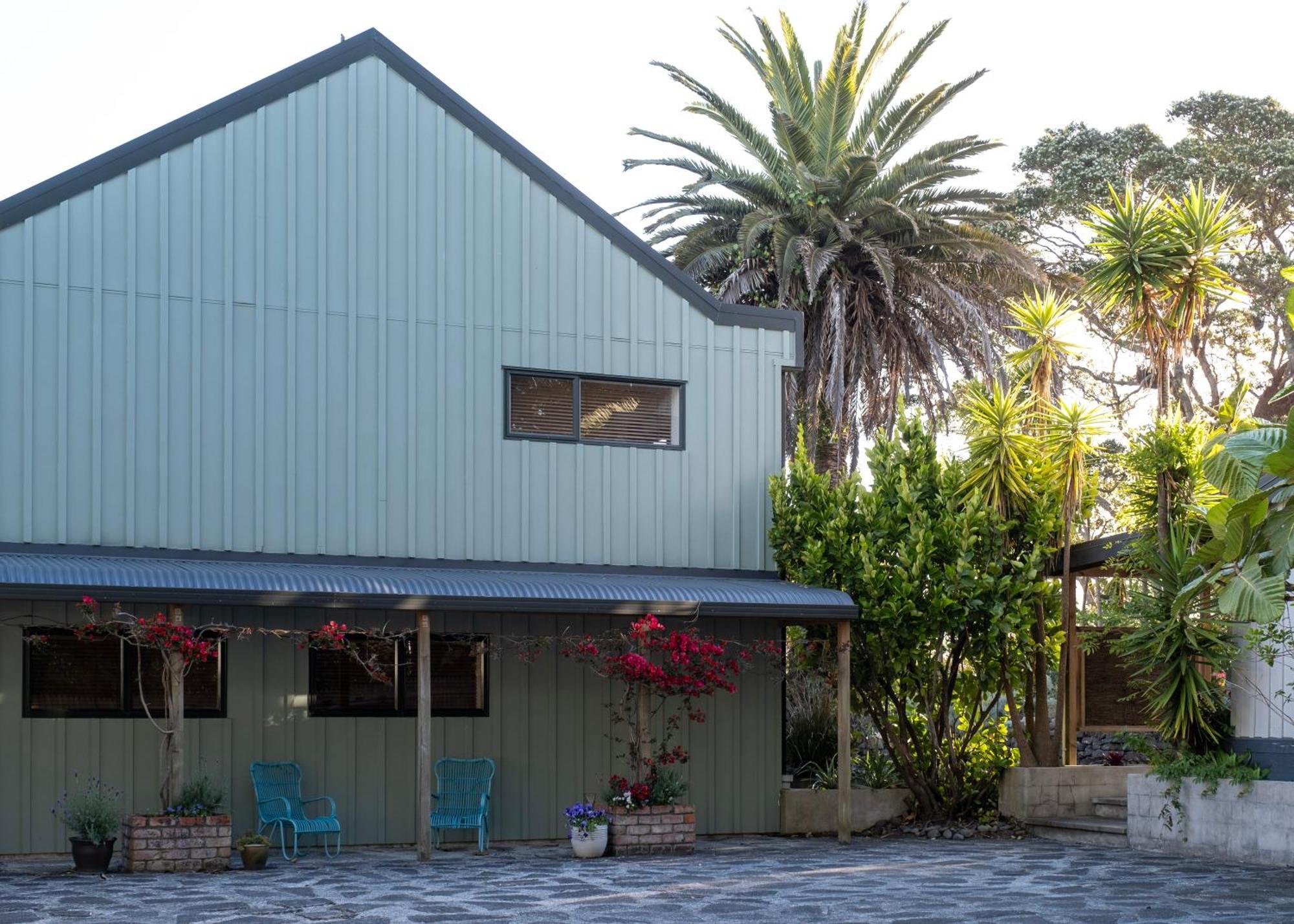 Bow Street Apartments & Cottage Raglan Exterior photo