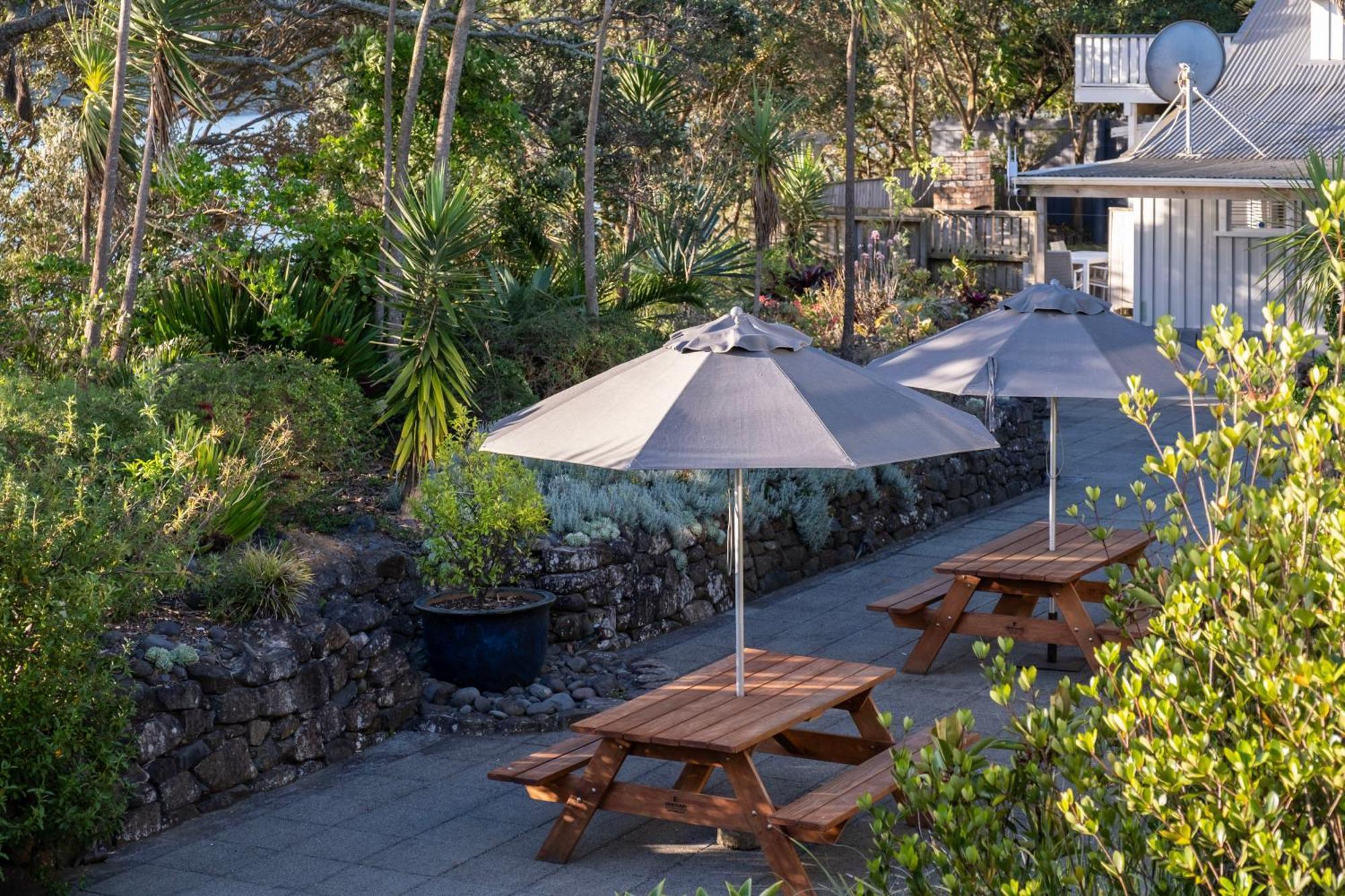 Bow Street Apartments & Cottage Raglan Exterior photo